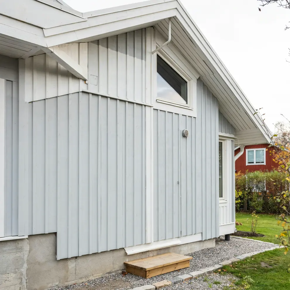 fasadrenovering panelbyte huddinge